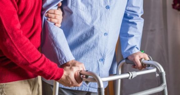 Un cong&eacute; de proche aidant bient&ocirc;t indemnis&eacute;