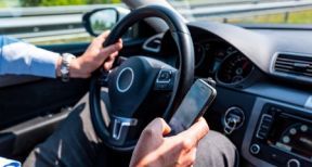 T&eacute;l&eacute;phone au volant : attention au retrait de permis !