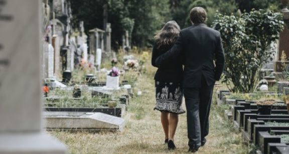 Salari&eacute;s : le cong&eacute; accord&eacute; pour le d&eacute;c&egrave;s d’un enfant est allong&eacute;