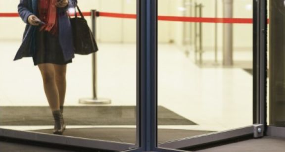 Couvre-feu : g&eacute;rer les d&eacute;placements des salari&eacute;s