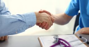 Les employeurs financeront la compl&eacute;mentaire sant&eacute; individuelle des salari&eacute;s pr&eacute;caires