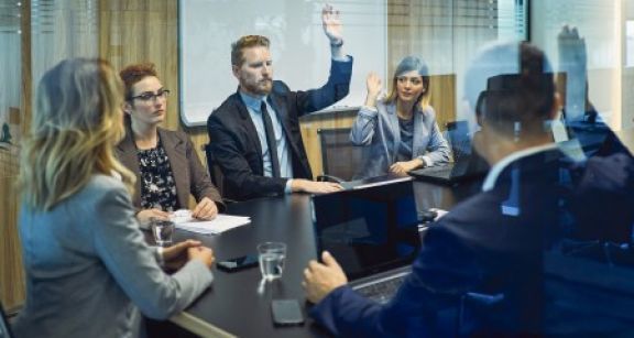 L’associ&eacute; g&eacute;rant d’une SARL peut-il voter sur sa prime exceptionnelle ?