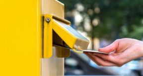 La Poste veut encourager l’utilisation d’emballages r&eacute;utilisables pour les colis