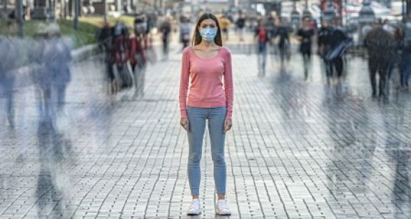 Covid-19 : les impacts &eacute;conomiques et sociaux sur les jeunes adultes