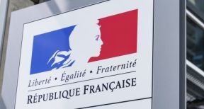 Le contrat d’engagement r&eacute;publicain est entr&eacute; en vigueur