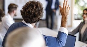 D&eacute;membrement de la propri&eacute;t&eacute; de parts sociales : qui est associ&eacute; ?