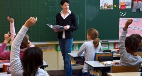 Enseignement : un r&eacute;f&eacute;rentiel de branche pour &eacute;valuer la p&eacute;nibilit&eacute;