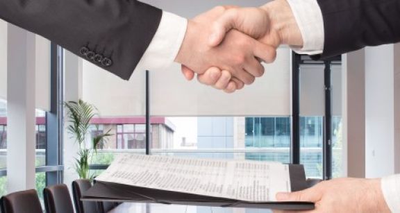 Pr&ecirc;ts entre entreprises : les conditions sont pr&eacute;cis&eacute;es