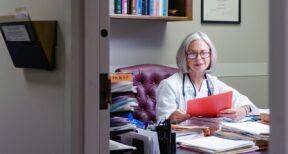 M&eacute;decins : les lib&eacute;raux peu satisfaits de leurs conditions de vie au travail