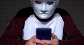 Comment r&eacute;agir au piratage des comptes de r&eacute;seaux sociaux ?
