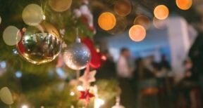 No&euml;l : cadeaux et bons d’achats offerts aux salari&eacute;s