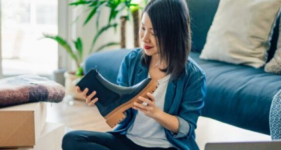 Les ventes en ligne progressent gr&acirc;ce aux services