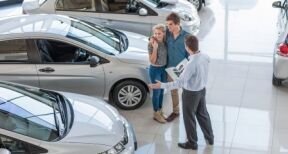 Automobile : le march&eacute; a encore recul&eacute; en 2022