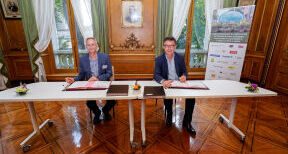 Le bureau FCN d'&Eacute;pernay &laquo; Grand M&eacute;c&egrave;ne &raquo; du Club des Partenaires de l'Avenue de Champagne.