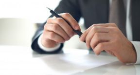 M&ecirc;me impr&eacute;cise, une clause de conciliation est applicable