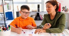 Enseignement : d&eacute;part &agrave; la retraite des ma&icirc;tres agr&eacute;&eacute;s