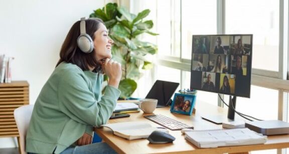 Pr&egrave;s de 20 % des salari&eacute;s ont t&eacute;l&eacute;travaill&eacute; en 2022
