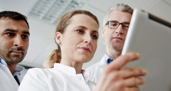 Professionnels de sant&eacute; : la HAS publie un rapport pour mieux anticiper les crises &agrave; venir