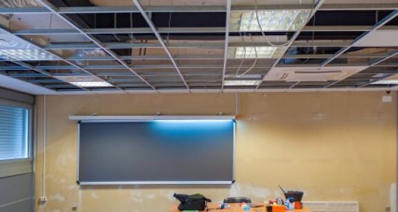 Le plan du gouvernement pour r&eacute;nover les &eacute;coles