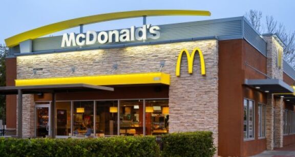 McDonald’s est l’enseigne pr&eacute;f&eacute;r&eacute;e des adolescents