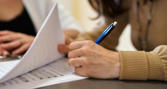Demander la requalification d’un contrat de location en bail commercial : quand agir ?