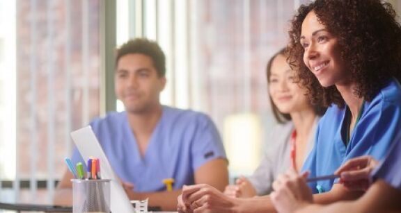 Infirmiers : des difficult&eacute;s pour obtenir un stage pour les IPA