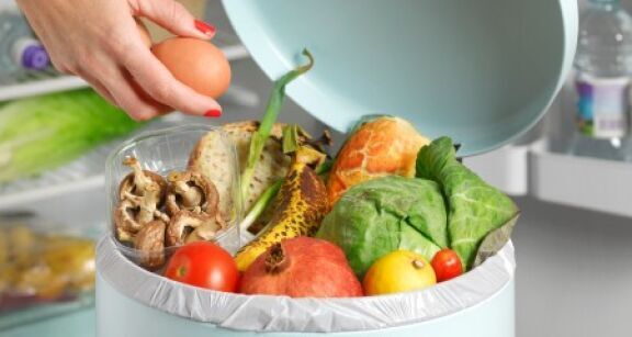 Gaspillage alimentaire : les jeunes sont moins concern&eacute;s que leurs a&icirc;n&eacute;s