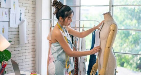 Adie : une prime de 1 000 € pour les jeunes entrepreneurs