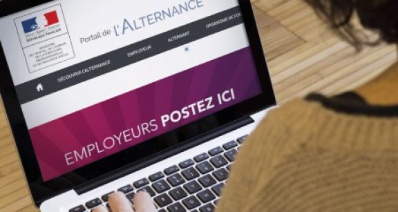 Contrat de professionnalisation : des formalit&eacute;s d&eacute;mat&eacute;rialis&eacute;es