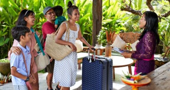 Fr&eacute;quentation touristique : hausse de 3,4 % au second trimestre