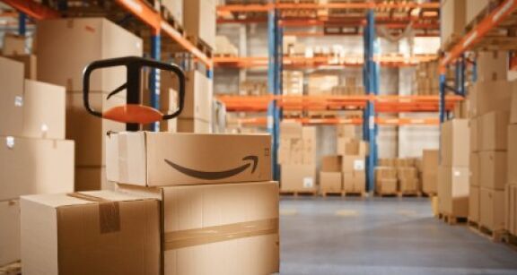 Amazon renforce son offre logistique &agrave; destination des vendeurs tiers