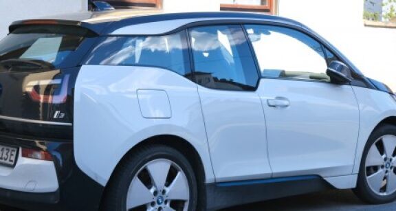 Un an de revenus pour acheter une voiture &eacute;lectrique