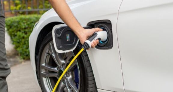 Les Fran&ccedil;ais s’interrogent sur la voiture &eacute;lectrique