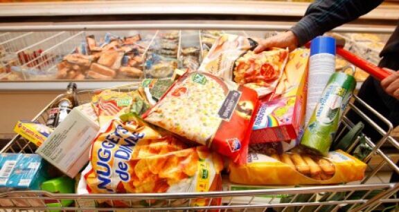 Des titres-restaurant pour faire des courses alimentaires