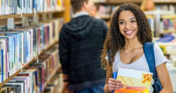 Le march&eacute; du livre jeunesse poursuit sa dynamique