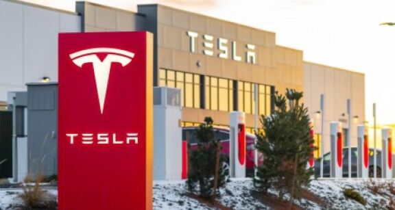 Gr&egrave;ves anti-Tesla : les Danois entrent dans la danse