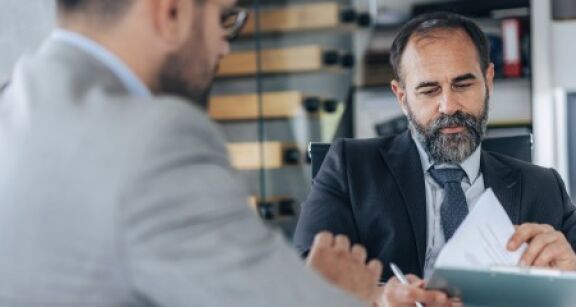 Professionnels lib&eacute;raux : quid de l’option pour un taux sp&eacute;cifique de retraite compl&eacute;mentaire ?