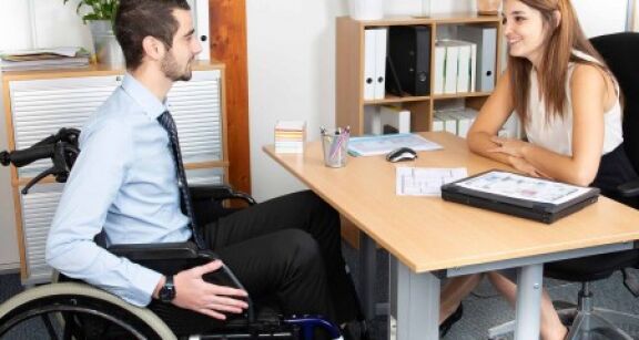 Engager des travailleurs handicap&eacute;s via des contrats de travail temporaire