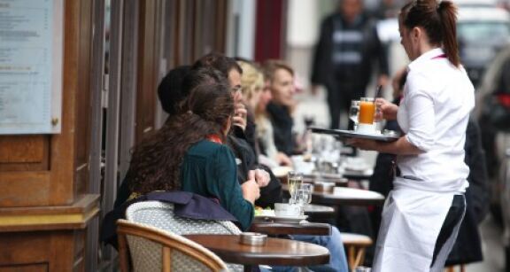 Emploi en HCR : la n&eacute;cessit&eacute; d’anticiper pour les JO