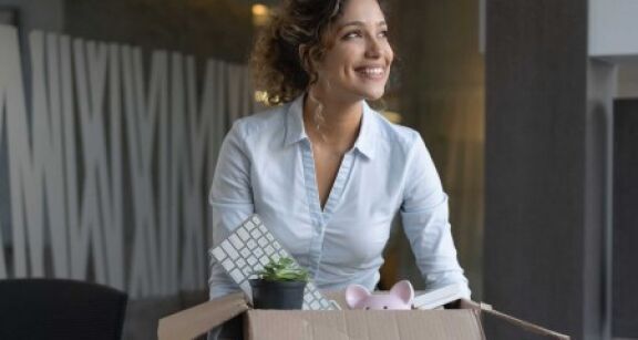 Nouveau lieu de travail : une modification des conditions ou du contrat de travail ?