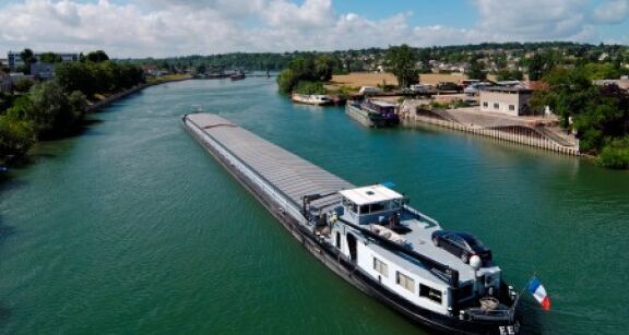Le transport fluvial de nouveau en baisse en 2023