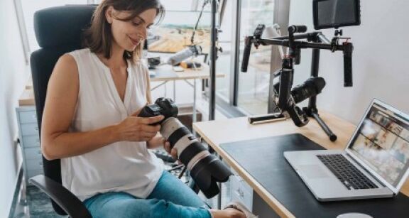 Photographes : œuvres d’art exon&eacute;r&eacute;es de CFE
