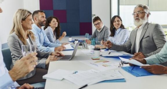 Qui peut signer un plan de sauvegarde de l’emploi dans une association ?