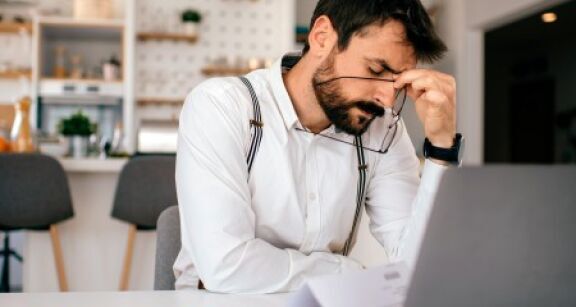Renonciation &agrave; recettes par un professionnel lib&eacute;ral : gare au redressement fiscal !