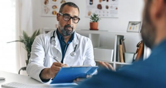 Arr&ecirc;t maladie : des pr&eacute;cisions sur la contre-visite m&eacute;dicale