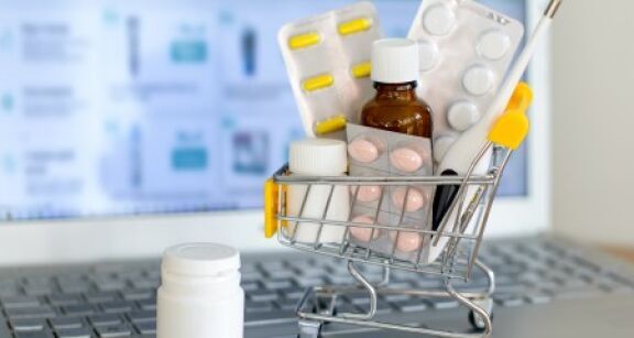 Vente en ligne de m&eacute;dicaments : le r&eacute;seau officinal innove
