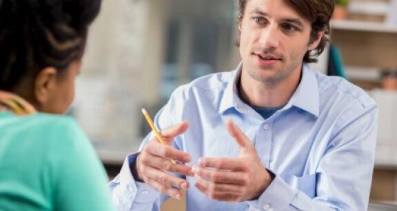 Le franchiseur doit-il alerter le franchis&eacute; lorsque son pr&eacute;visionnel est trop optimiste ?