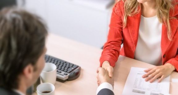 Un emprunt souscrit par l’un des &eacute;poux engage-t-il les biens de la communaut&eacute; ?