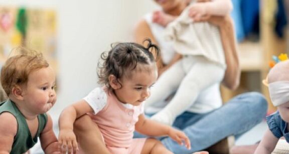 Protection de l’enfance : entr&eacute;e en vigueur du contr&ocirc;le des ant&eacute;c&eacute;dents judiciaires