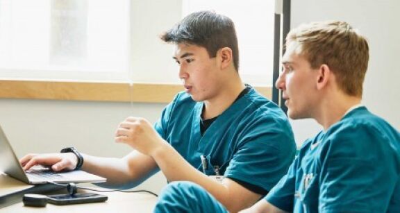 Infirmiers : la vision des Fran&ccedil;ais sur l’&eacute;volution de la profession